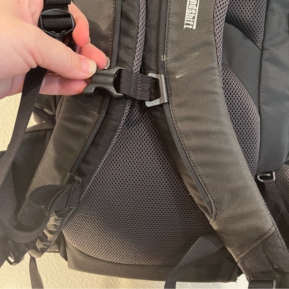 Mindshift Gear Rotation180 camera gear backpack gray/black/green Fanny pack - Picture 9 of 16